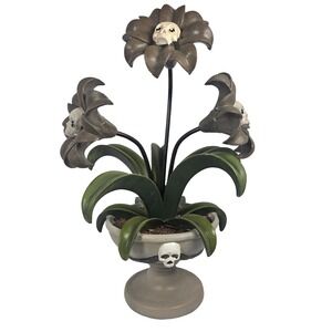 Hallow's Eve Skull Flower Planter Figurine 17 Inch Halloween Gothic Decor